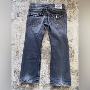 Men’s grey true religion